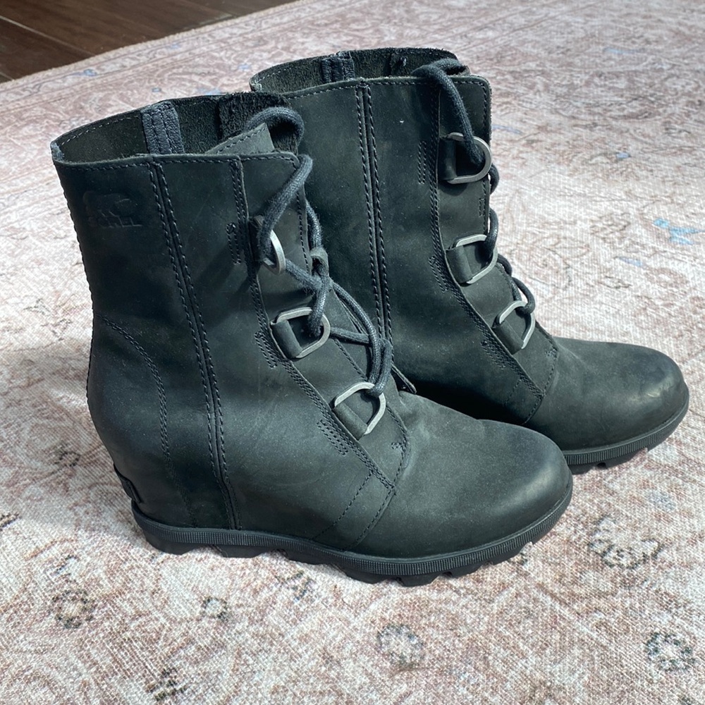 Sorel wedge heel size 8.5